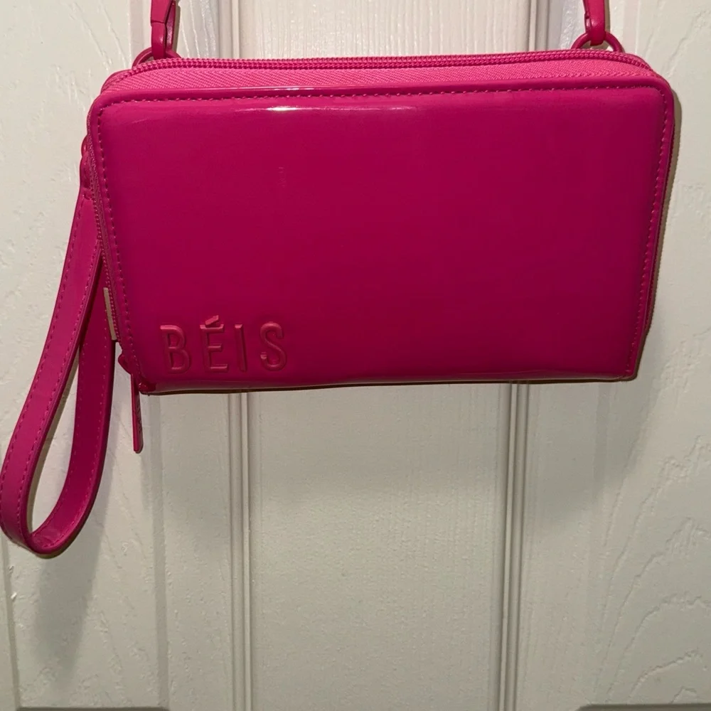 SOLD Beis x Barbie Pink Wallet - Picture 1 of 3